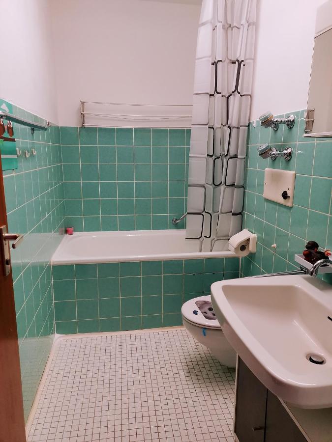 Ferienwohnung Schoene Wohnung 2D-Gebaeude Mit Mini-Garten Schönwalde المظهر الخارجي الصورة