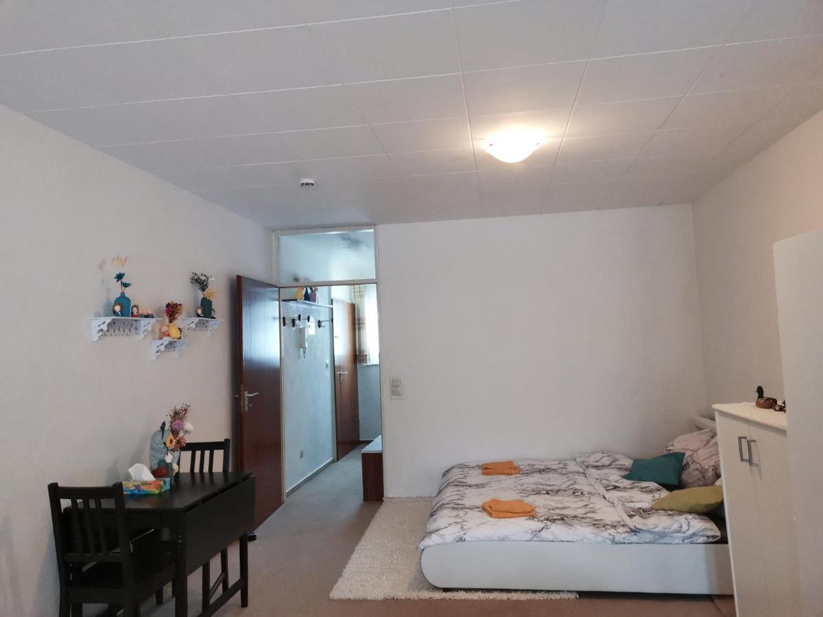 Ferienwohnung Schoene Wohnung 2D-Gebaeude Mit Mini-Garten Schönwalde المظهر الخارجي الصورة